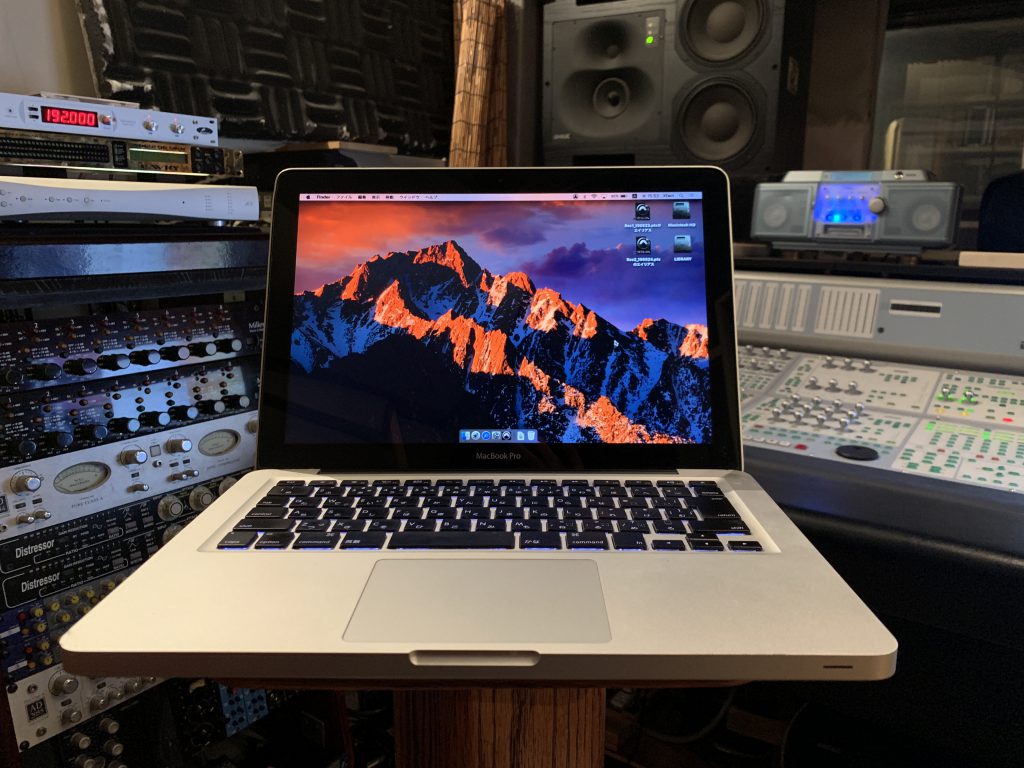 Avid VENUでのライブレコーディング用MacBookPro