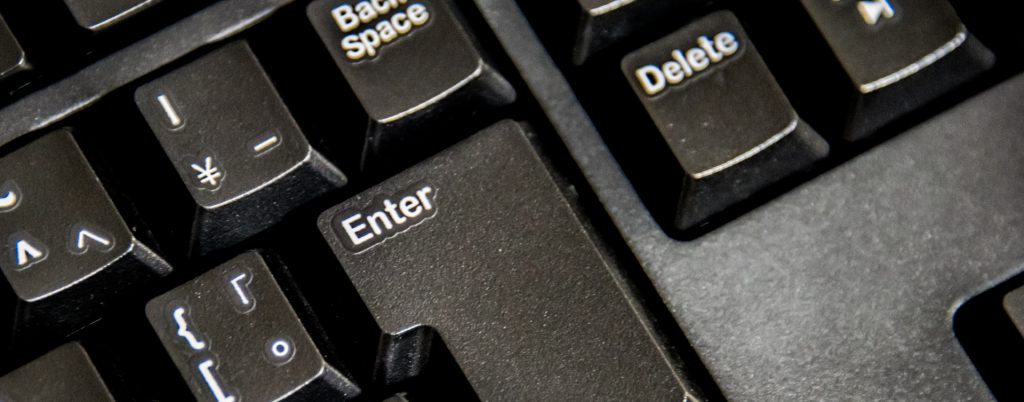 マスタリングデータをアップロードするPC