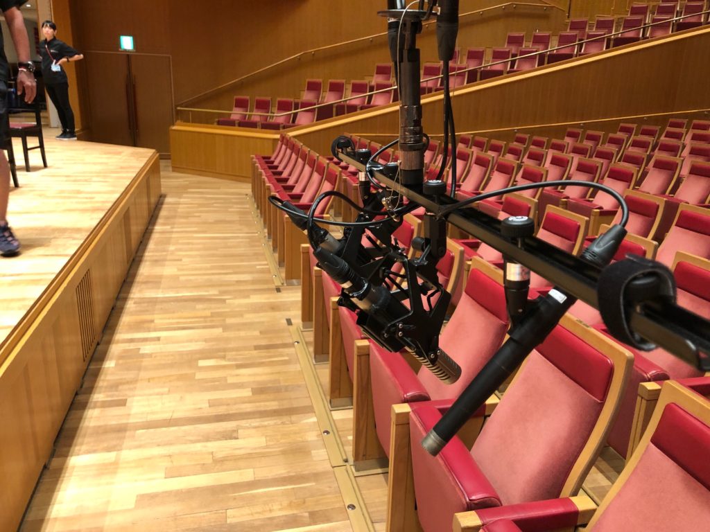 オーケストラ録音用に仕込むメインマイク